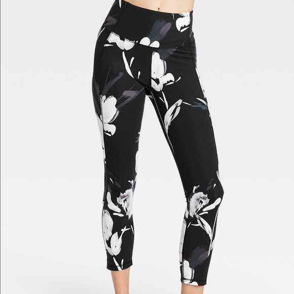 All in Motion leggings - Picture 2 of 3